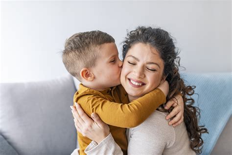 mama cojiendo con su hijo Search